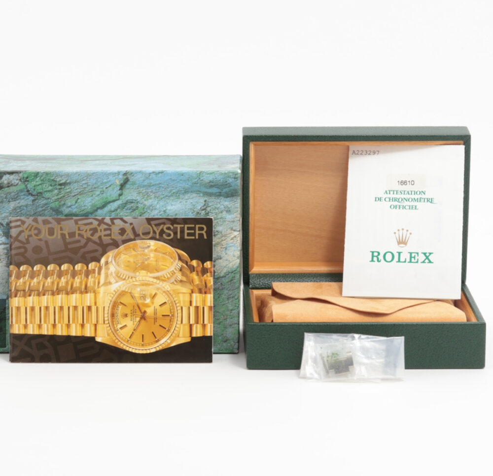 Rolex Submariner 16610 Serial A Box Papers - Image 5